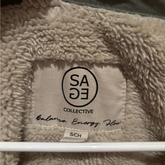 Green and White Plaid Sherpa Jacket - Picture 2 of 5